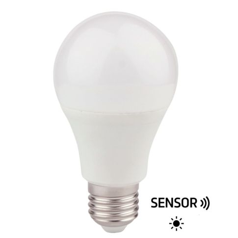 Lámpara estándar Led con sensor crepuscular 9W 6000°K 810Lm (B&B 120849)