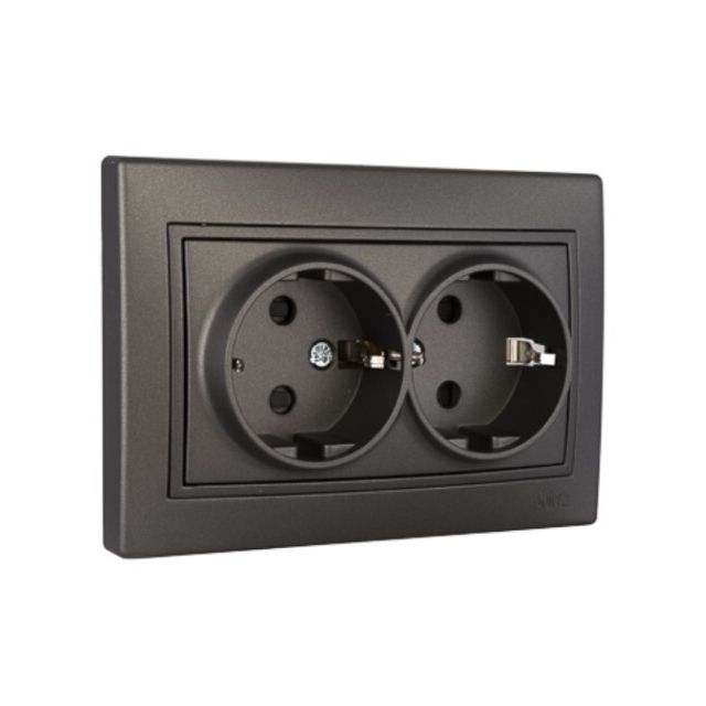 Base doble de enchufe 2P+T con obturador negro serie Europa (Solera ERP60/2NGU)