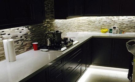 8 Ideas para decorar una cocina con tiras de LED - Tu casa Bonita